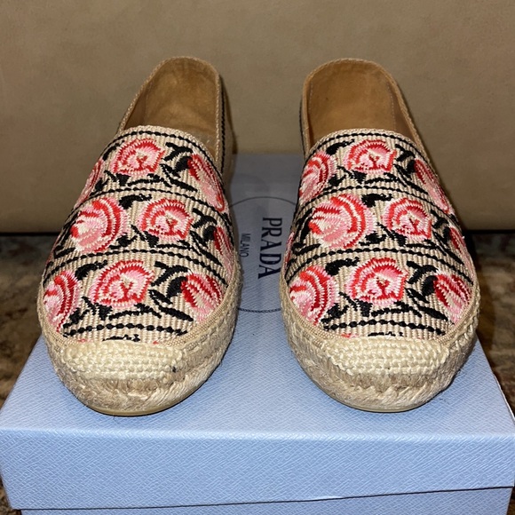 Authentic Prada Floral Embroidered Espadrilles - Picture 8 of 13